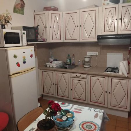F1 Chambre Et Cuisine Reynès Dış mekan fotoğraf